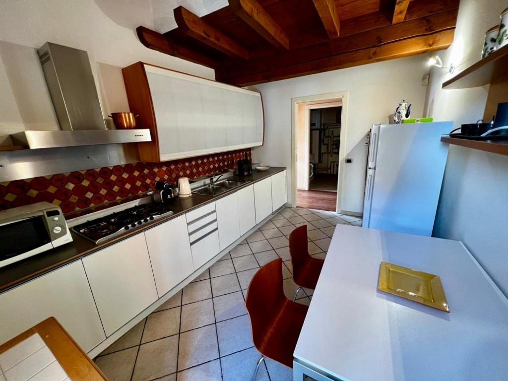 Residence Corte Ferrari -Ciao Vacanze- Moniga del Garda Zewnętrze zdjęcie