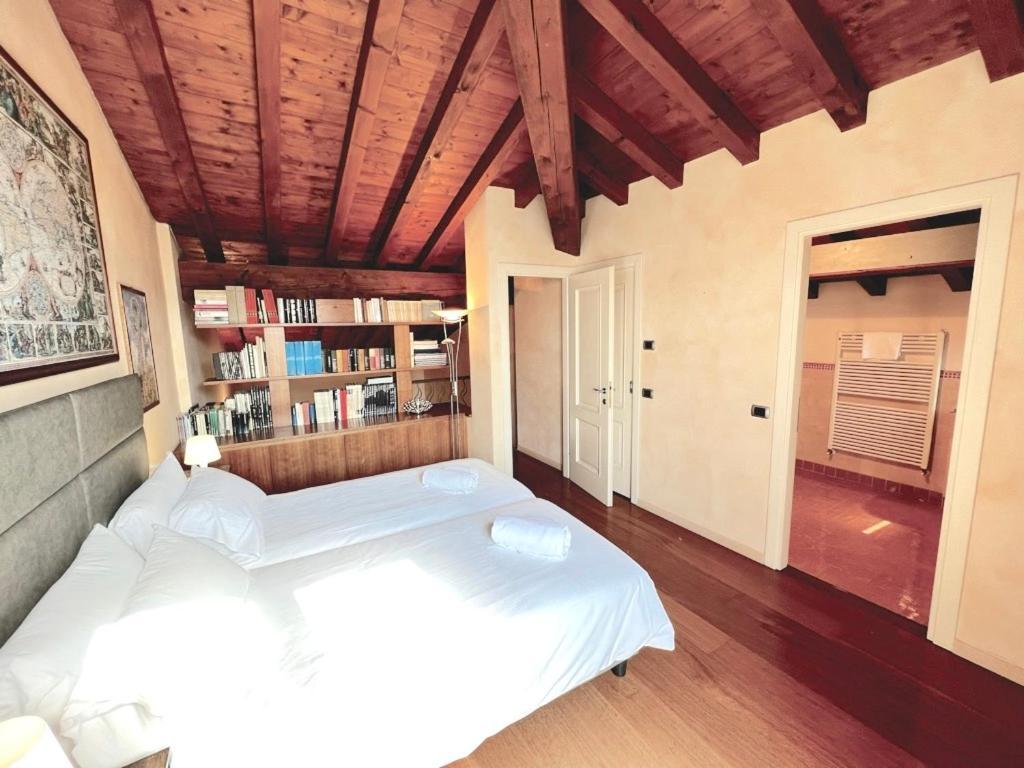 Residence Corte Ferrari -Ciao Vacanze- Moniga del Garda Zewnętrze zdjęcie