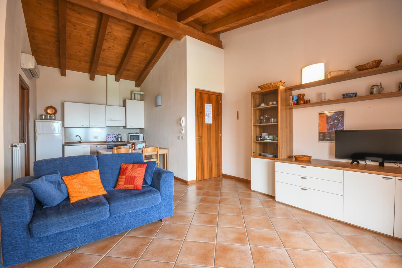 Residence Corte Ferrari -Ciao Vacanze- Moniga del Garda Zewnętrze zdjęcie
