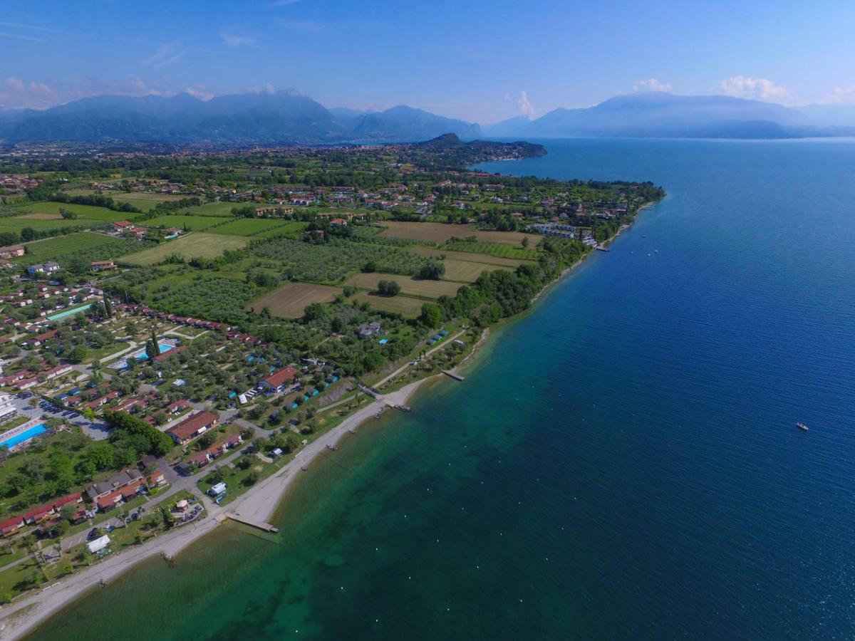 Residence Corte Ferrari -Ciao Vacanze- Moniga del Garda Zewnętrze zdjęcie
